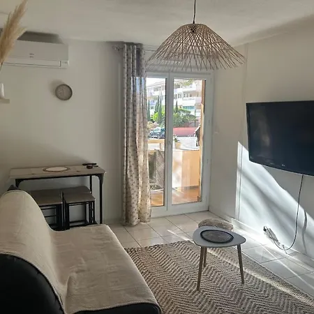 T2 Rénové Proche Et Commerces Apartamento Bormes-les-Mimosas